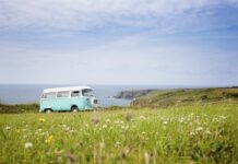 A może wypożyczyć busa na weekend za miastem