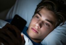Jak poprawić sen i wyregulować rytm dobowy nastolatka